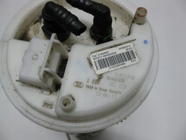 Bomba de combustível FIAT DOBLO II 1.6 M-JET 51832850 image 3