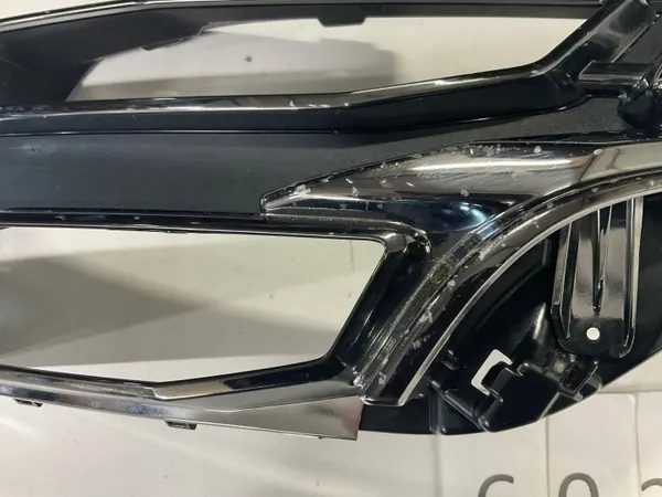 Hyundai Tucson IV Vasen Ajovalokoteline OEM N7922-38110 image 5