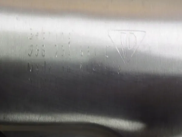 Embout d'échappement gauche Porsche Macan 95B S GTS OEM 95B253681C image 4