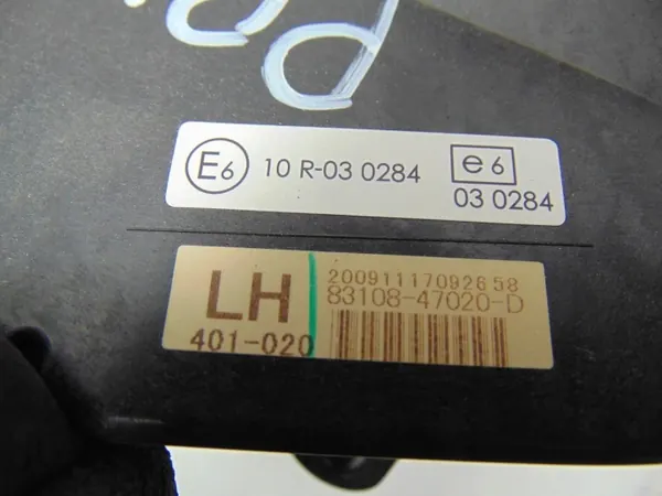 Pantalla Head-Up Toyota Prius III OEM 83108-47020-D image 10