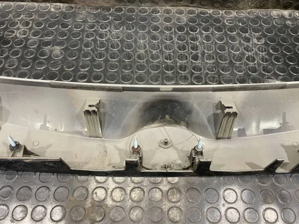 OEM 76801-42220 Tavaratilan Luukun Lista Toyota RAV4 2012-2015 image 7