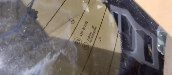 OEM 2146703900 Heckscheibe Beheizt Getönt Mercedes E-Klasse image 3