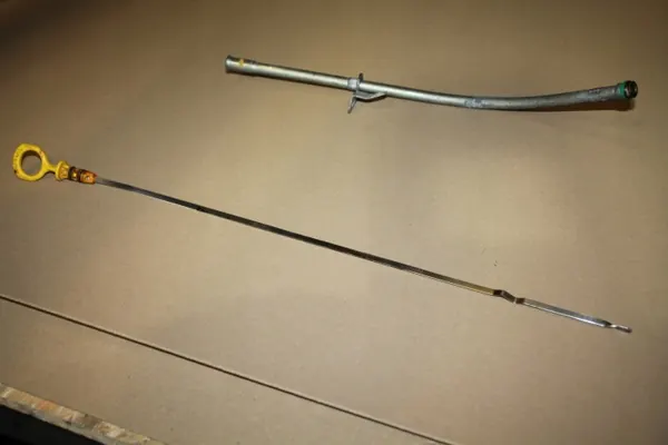 Volvo Oljestickrör OEM 6G9N-S750-AE image 3
