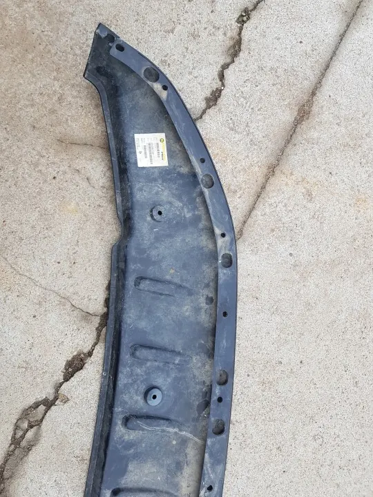Dodge Ram 09- Frontstoßstangen-Deflektor OEM CH1090133PP image 8