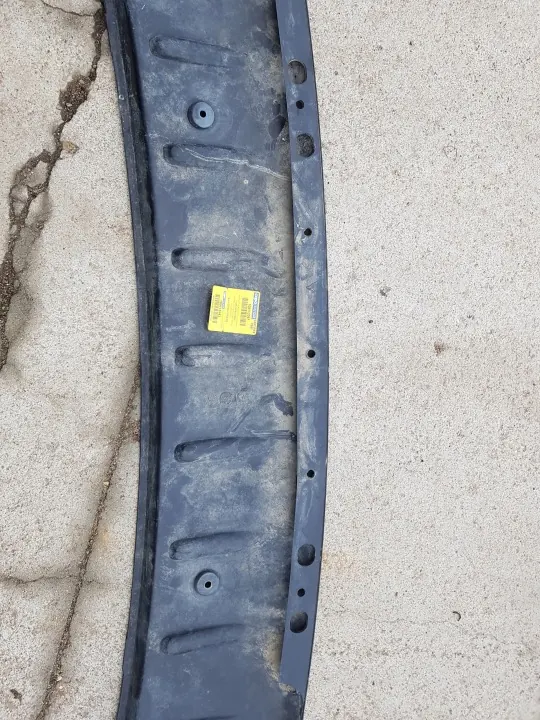 Dodge Ram 09- Frontstoßstangen-Deflektor OEM CH1090133PP image 9