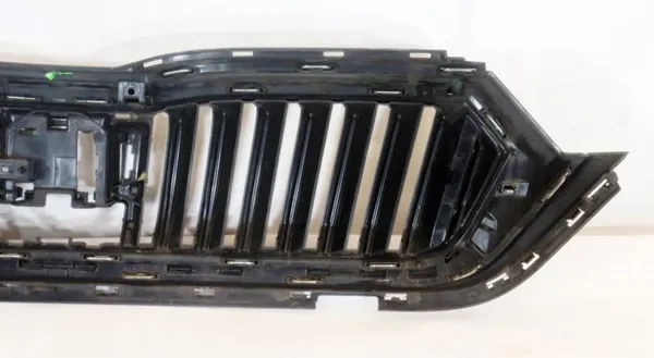 Skoda Octavia Mk4 IV Grill Chrome OEM 5E3807724 image 10