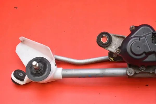 Tuulilasinpyyhkijän moottorin mekanismi eteen Nissan Micra K12 02-07 28810AX700 image 2