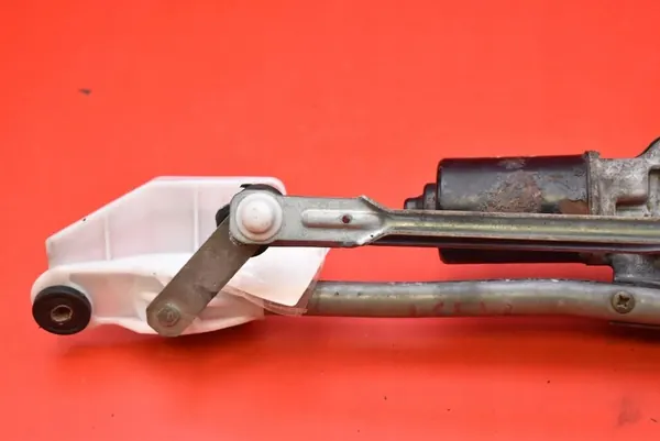 Tuulilasinpyyhkijän moottorin mekanismi eteen Nissan Micra K12 02-07 28810AX700 image 7