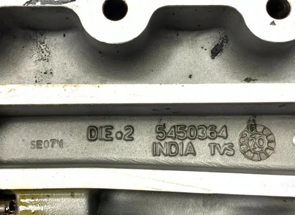 Couvercle de refroidisseur d'huile Solaris OEM 5450364 image 6
