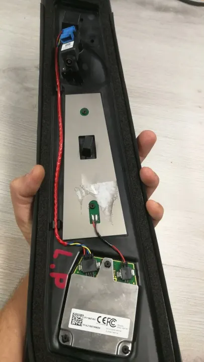 Tesla Seitenkamera Glas-Pfeiler OEM 1109253-00-G image 10