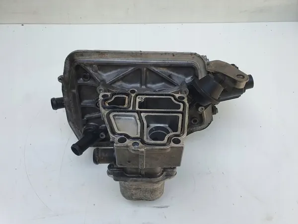 VW T5 T6 MULTIVAN 2.0 TDI Öljynsuodattimen Perusta 03L115512D image 2