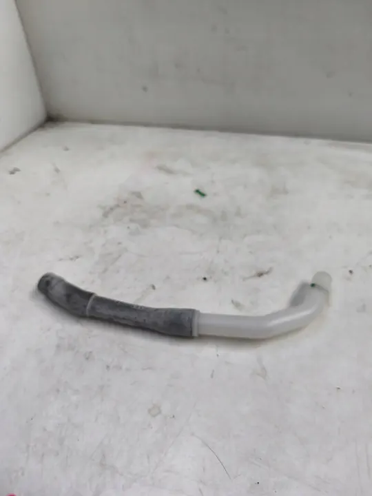 Toyota Auris I Lämmitysletku OEM 0 - 1.6 VVTI image 2