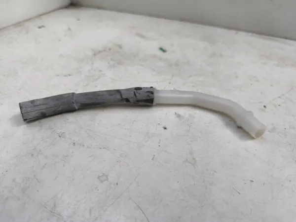 Toyota Auris I Lämmitysletku OEM 0 - 1.6 VVTI image 5