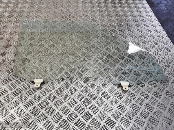 Vidrio de puerta Kia Soul OEM 43R000381 - Usado image 3