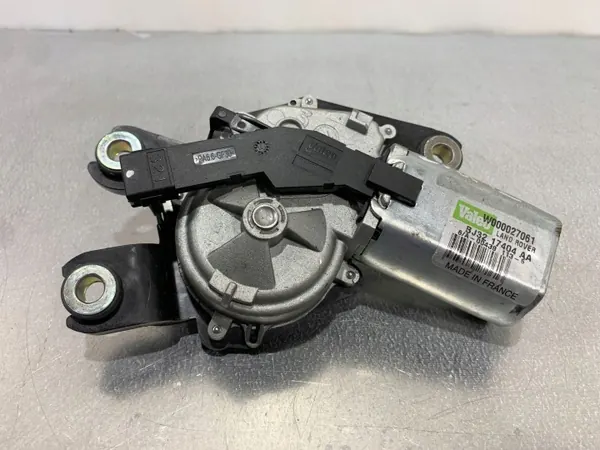 Brazo limpiaparabrisas trasero Land Rover OEM FBZ20960 - Usado image 2