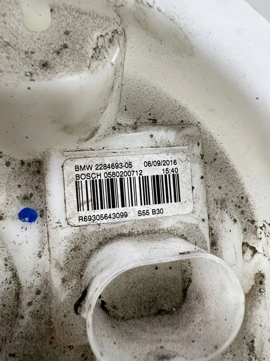 Bomba de Combustível BMW M3 F80 image 6