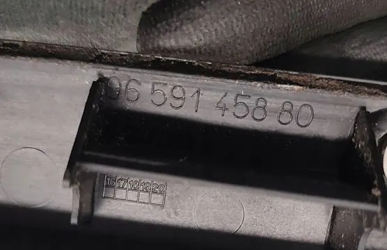 OEM 9659145880 Rechte Frontscheibenleiste Citroen C5 III image 9