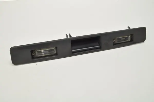 Volvo XC90 Kofferbakrand OEM 8613832 - Gebruikt image 2