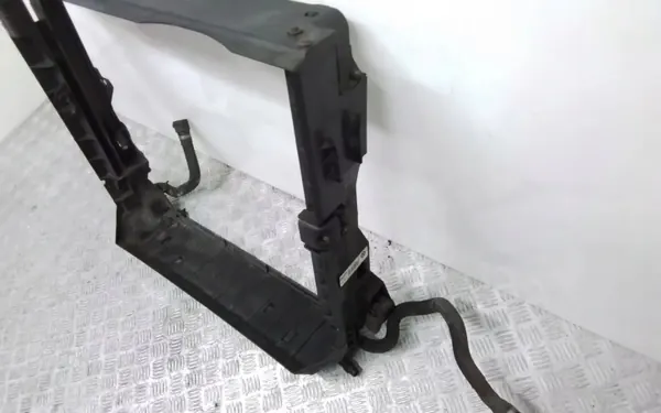 Mittdel framsätes bälte BMW X5 E70 OEM 7586775 image 3