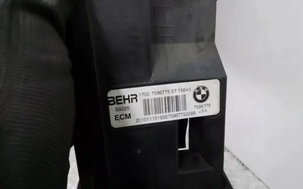 Mittdel framsätes bälte BMW X5 E70 OEM 7586775 image 4