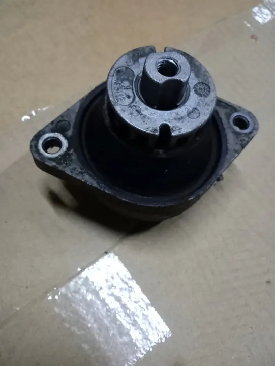 Gummibussning AUDI A8 S8 quattro 4E0199267S image 2