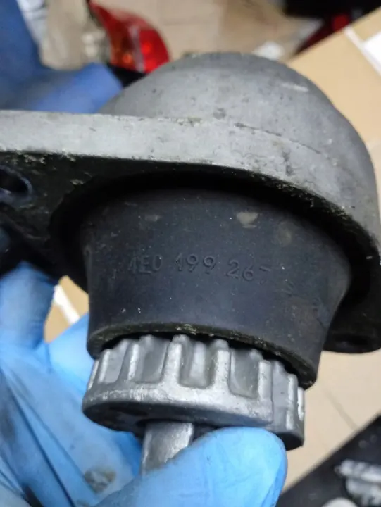 Gummibussning AUDI A8 S8 quattro 4E0199267S image 3