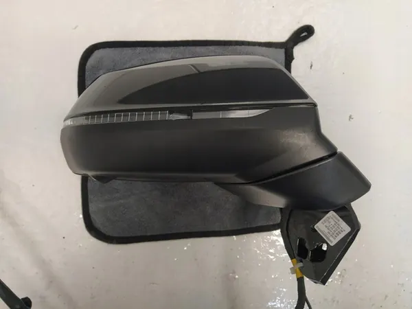 AUDI Q7 4M Oikea Ulkopeili Kameralla image 2