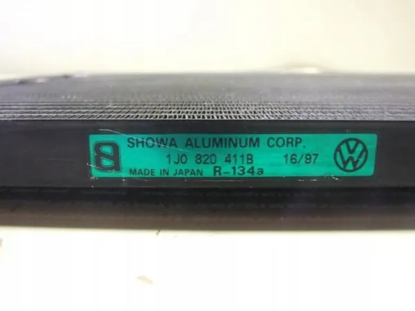 Käytetty AC-kondensaattori OEM 1J0820411B VW Golf IV 1.6 image 3