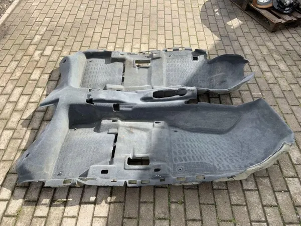 Alfombra interior Audi OE usado OEM 80B863021N Q5 image 4