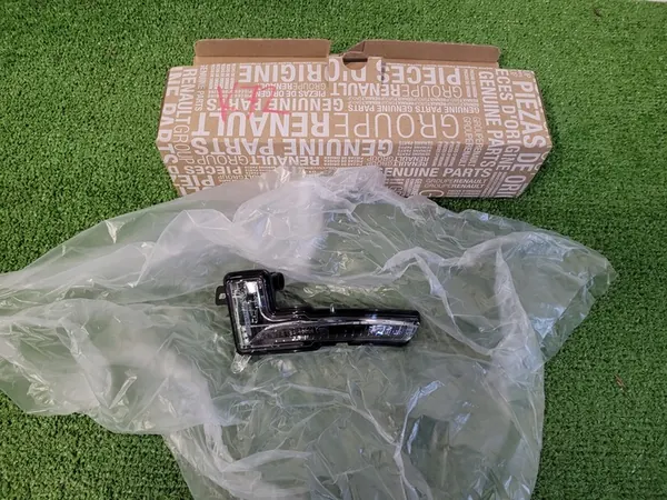 Blinkerspegel Nissan Leaf Micra Clio V Captur II 261657934R OEM image 7