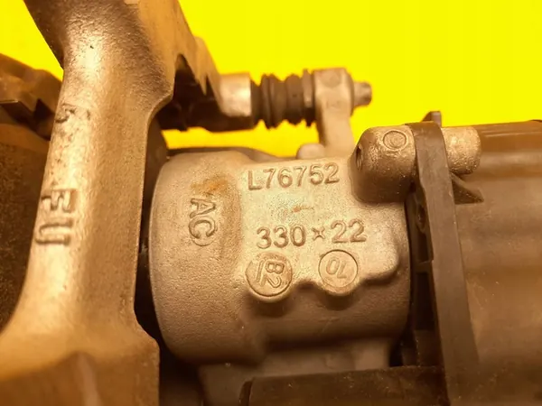 Mercedes-Benz GLB x247 A35 AMG Jarrusatula Takana Vasemmalla image 2