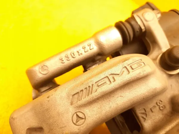 Mercedes-Benz GLB x247 A35 AMG Jarrusatula Takana Vasemmalla image 5