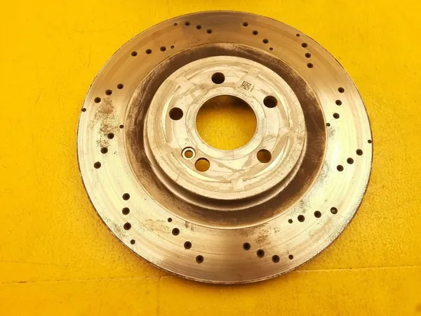 Mercedes-Benz GLB x247 A35 AMG Jarrusatula Takana Vasemmalla image 8