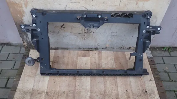Voorste brace OEM PAS PRZEDNI WZMOCNIENIE Mitsubishi Colt image 2