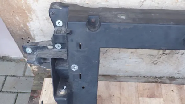 Voorste brace OEM PAS PRZEDNI WZMOCNIENIE Mitsubishi Colt image 5