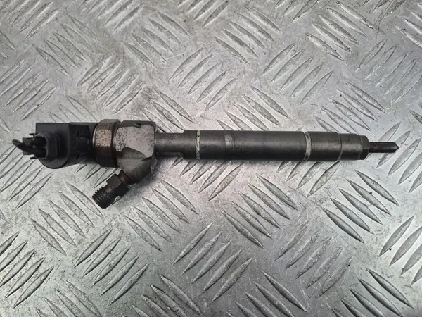 Inyector Mercedes-Benz OE A613 070 0687 image 2