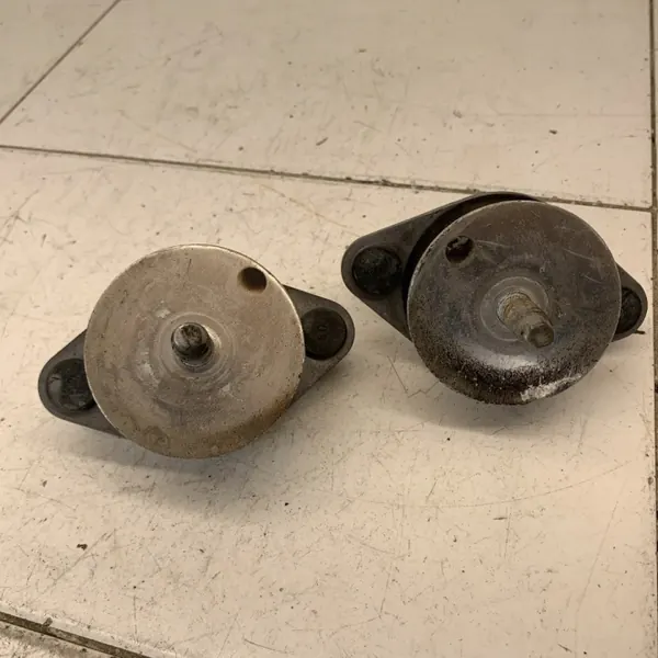 Almofada de chassi dianteira direita completa esquerda Jeep OE image 5