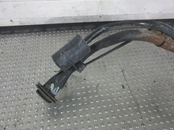Kraftstoff-Einfüllschlauch Jeep OEM 52059821Al image 4