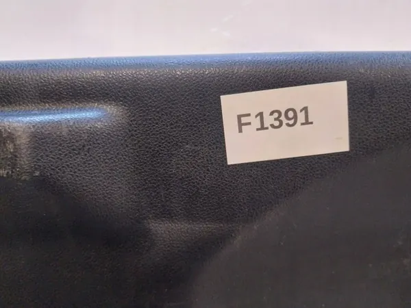 Takavyön suojus OEM 849201813R Renault Kadjarille image 3