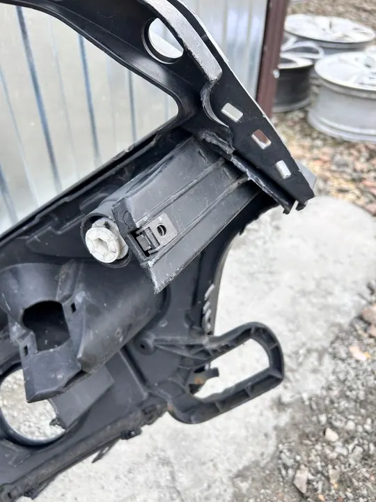 Parafango Anteriore Sinistro BMW X5 E70 USA image 3