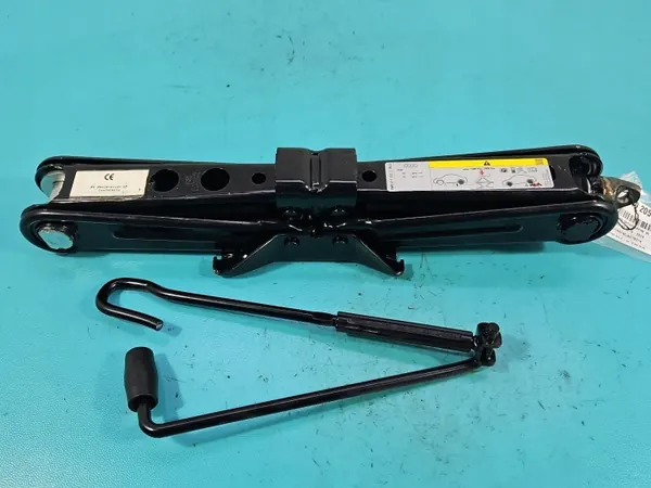 Macaco Audi usado OEM IMPRK1549205, 8W0011031D image 2