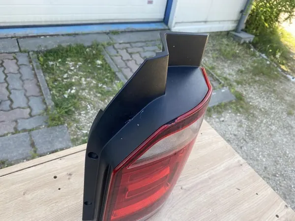 Luz trasera LED derecha VW T6 7E0945208E image 4