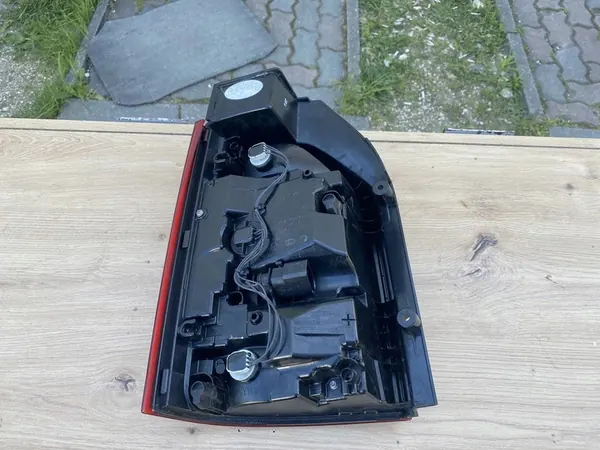 Luz trasera LED derecha VW T6 7E0945208E image 5