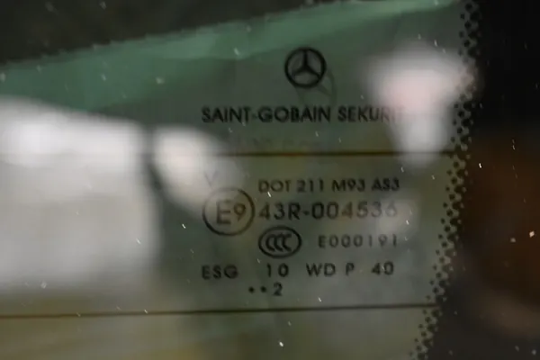 Bakruta för Mercedes Vito 2022 image 3