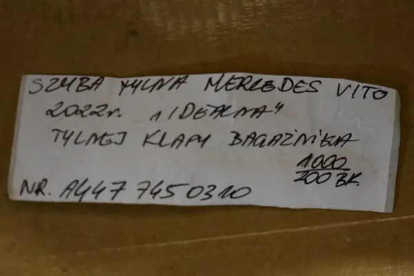 Bakruta för Mercedes Vito 2022 image 4