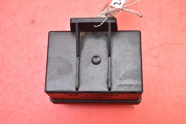 Kaasulähettimen rele 55233720 Alfa Romeo 159 1.9 JTD image 2