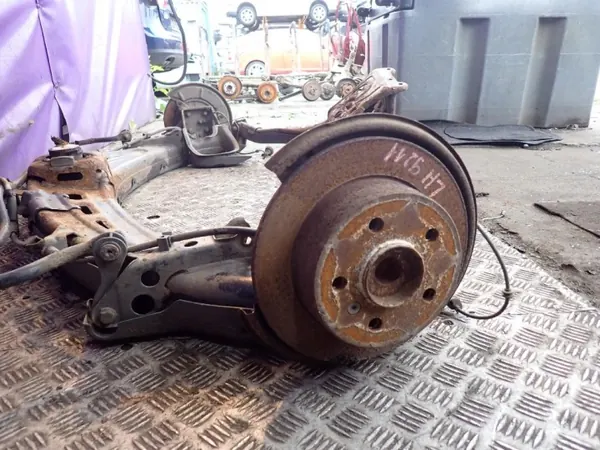 Viga do eixo traseiro OEM Zawada-375493- Mercedes B-Class image 4