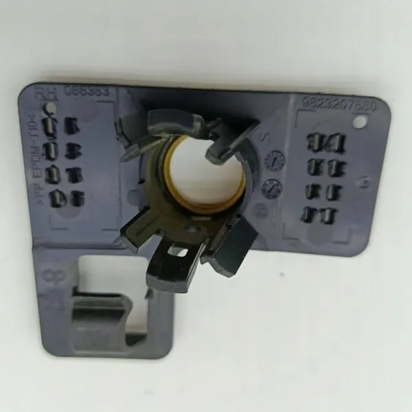 Support Capteur PDC Droit Peugeot 208 II OEM 9823207680 image 5