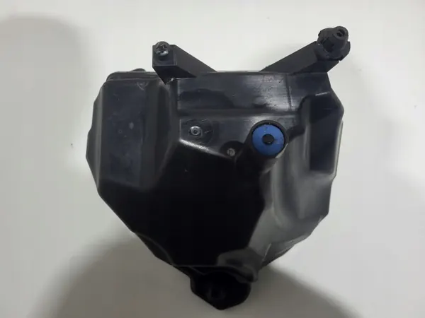 Audi A5 B10 Luftfiltergehäuse OEM 8B3133838C image 3