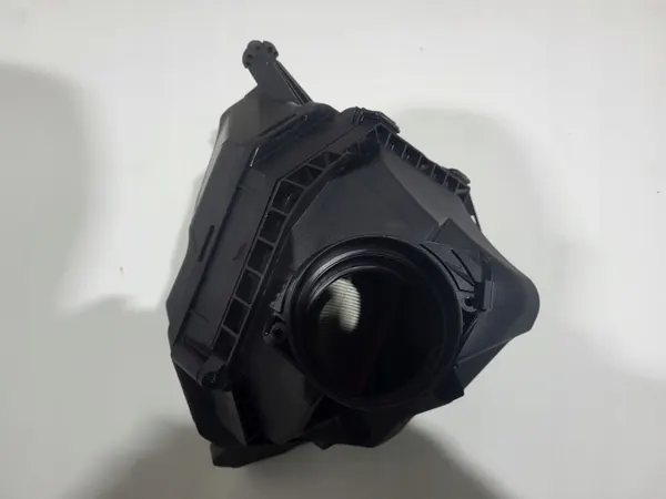 Audi A5 B10 Luftfiltergehäuse OEM 8B3133838C image 4